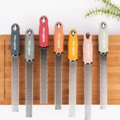 Microplane Premium Classic Zester-Reibe Malve 24 Microplane Premium Classic Zester-Reibe Malve -Herd Gluck Verkäufe 1d24ee90a69b04e4d19745675748cbda