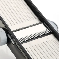 GSD Profi Mandoline Aus Edelstahl Mit Schwarzem Rahmen -Herd Gluck Verkäufe 26d5acf983911906ed78afcc029b5fb0