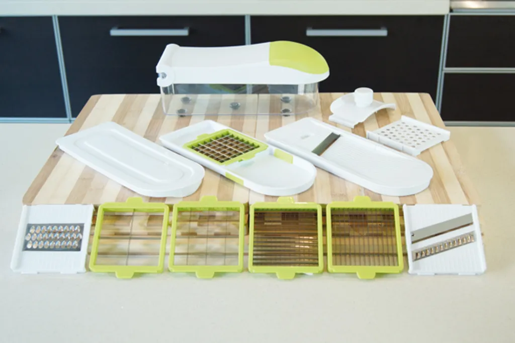 Dicer Express - Multifunktionales Gemüse- Und Obstschneider, 15 Teiliges Set Mit Fingerschutz, Alles-Schneider- Original Aus Der TV Werbung 3 Dicer Express - Multifunktionales Gemüse- Und Obstschneider, 15 Teiliges Set Mit Fingerschutz, Alles-Schneider- Original Aus Der TV Werbung – Bild 3