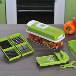 Genius Nicer Dicer Smart 9 Teile - Schneiden, Würfeln, Hobeln, Schälen, Aufbewahren, Obst- & Gemüse-Schneider; A33551 -Herd Gluck Verkäufe 33a90ed0b48f9370d33fc967390aa79a