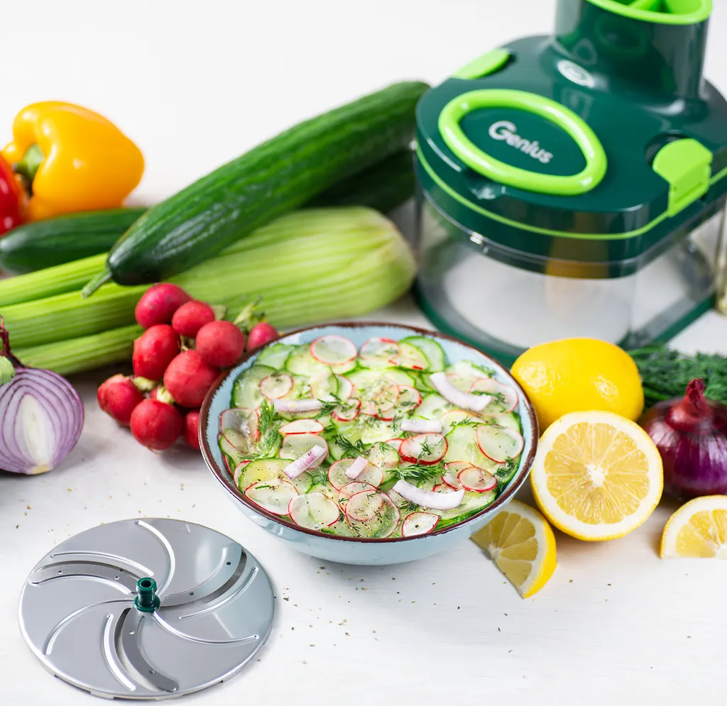 Genius Nicer Dicer Pegasus Gemüsezerkleinerer 10-tlg | Handzugdeckel | Geringer Kraftaufwand | Gemüseschneider Für Schnelles & Sicheres Arbeiten | Fein Reiben + Grob Schneiden 5 Genius Nicer Dicer Pegasus Gemüsezerkleinerer 10-tlg | Handzugdeckel | Geringer Kraftaufwand | Gemüseschneider Für Schnelles & Sicheres Arbeiten | Fein Reiben + Grob Schneiden – Bild 5