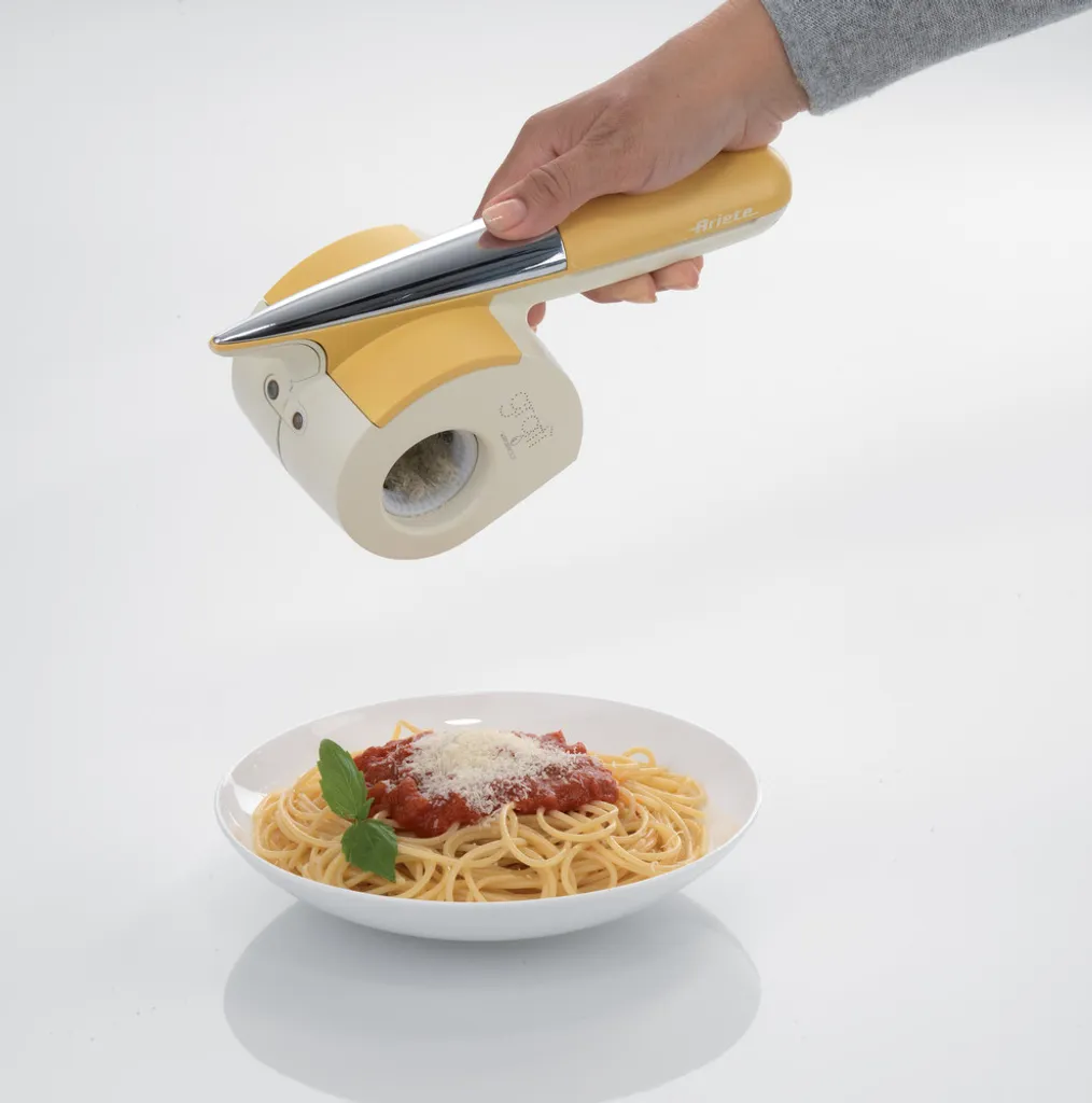 Ariete Elektrische Käse-/Schoko-/Nuss-Reibe GRATI Wasserdicht 4 Ariete Elektrische Käse-/Schoko-/Nuss-Reibe GRATI Wasserdicht – Bild 4