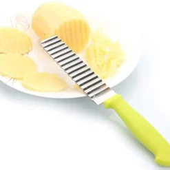2 Stück Gemüsehobel Pommesschneider,Pommes Wellenschneider Kinder,Kartoffelschneider Edelstahl,Riffelmesser Für Gemüse Obst Salat Schneider,Pommes Wellenmesser, Wellenschnittmesser Baby -Herd Gluck Verkäufe 4b68b777c6f2da1295565b1520fd25df