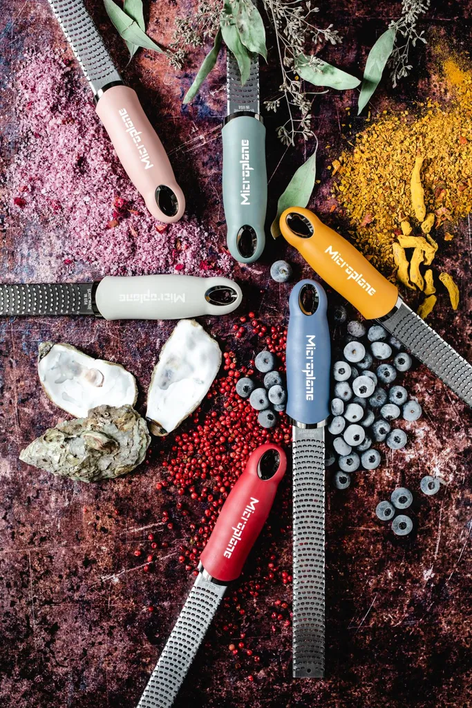 Microplane 2 Reiben + Handschuh Gourmet 9 Microplane 2 Reiben + Handschuh Gourmet – Bild 9