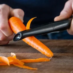 KitchenAid Sparschäler Classic Black 21 Cm -Herd Gluck Verkäufe c76c5e4c8194ad9e8aebe6d51df60c64