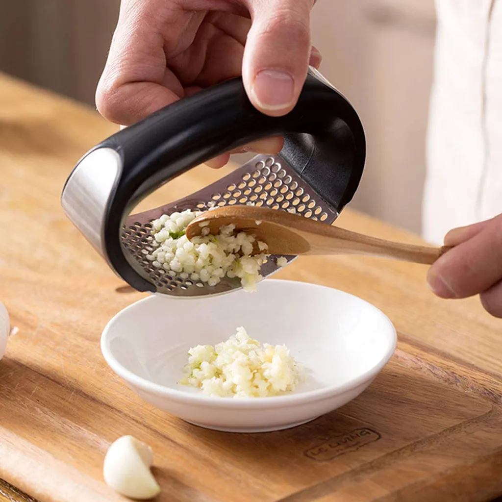 Garlic Press Knoblauchpresse Edelstahl Rostfrei, Knoblauchschneider Spülmaschinenfest Küchenhelfer Mit Silikon Schäler Und Ingwerpresse Bürste 9 Garlic Press Knoblauchpresse Edelstahl Rostfrei, Knoblauchschneider Spülmaschinenfest Küchenhelfer Mit Silikon Schäler Und Ingwerpresse Bürste – Bild 9