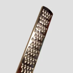 Zitronenreibe Aus Edelstahl | Parmesanreibe [Länge - 32,5 Cm] | Ingwerreibe | Multifunktionaler Zester Reibe [Farbe - Schwarz] - Muskatnuss Reibe | Hobel Reibe Für Schokolade, Käse, Kokosnuss -Herd Gluck Verkäufe f9cf1eb8e25515a9a0b75a158d9e8b74