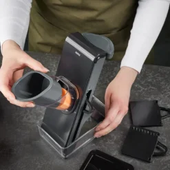 GEFU Gemüsehobel STANDO 14 GEFU Gemüsehobel STANDO -Herd Gluck Verkäufe fbb08bc3f46337e66806cf574b02cc5d